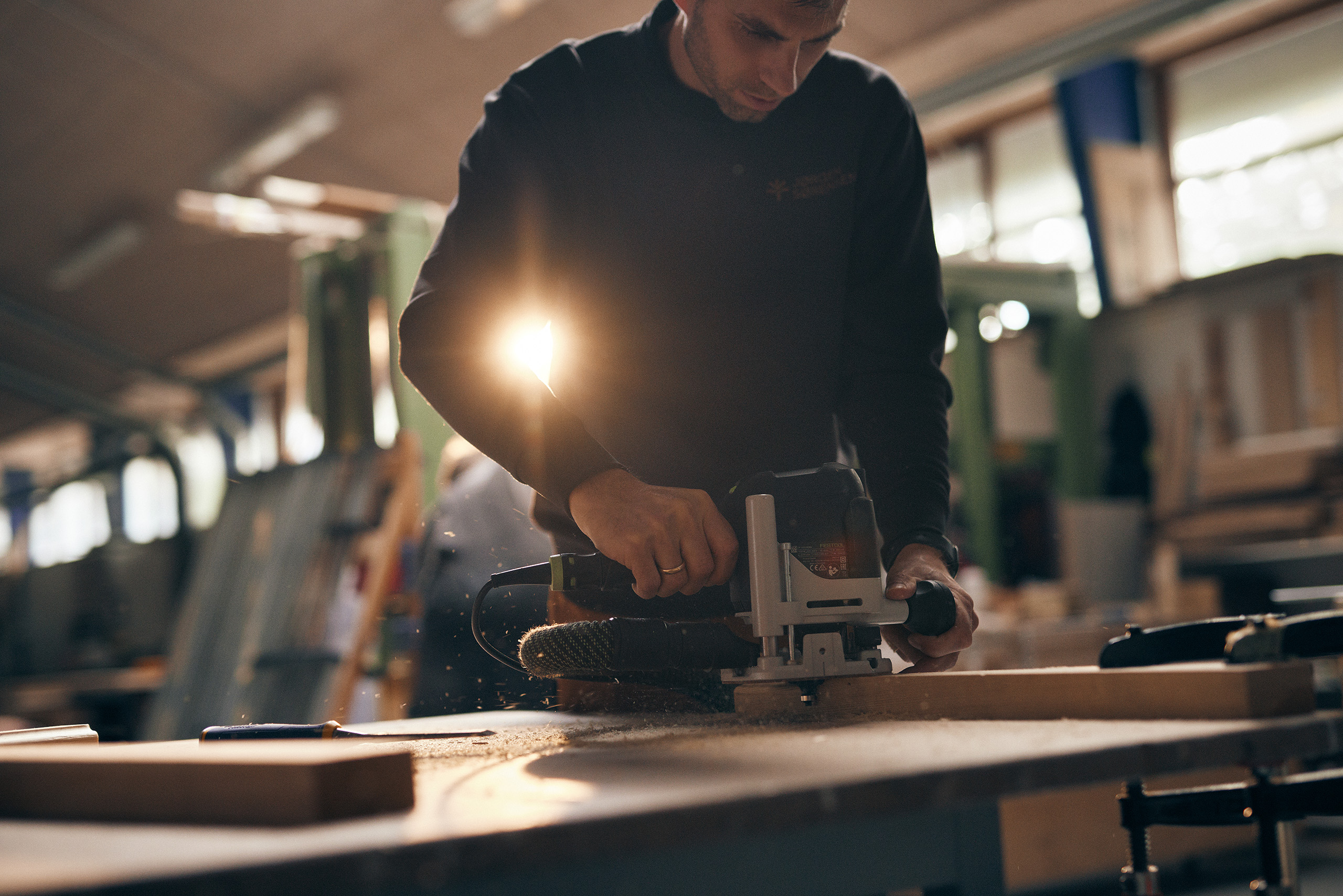 Jørgen Sørensen tømrer på arbejde